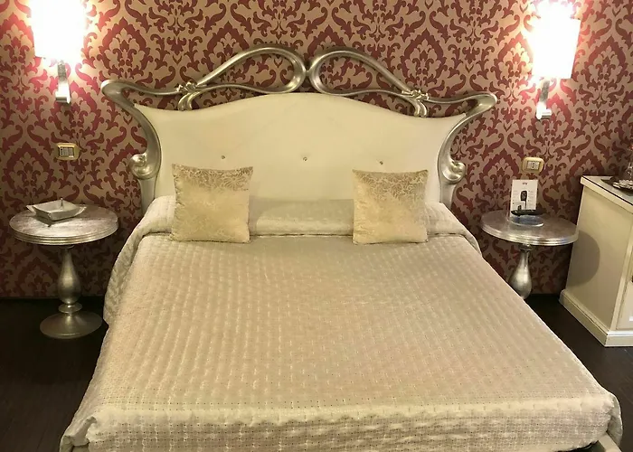 Del Sole-roma Piazza Di Spagna Ripetta 4* רומא